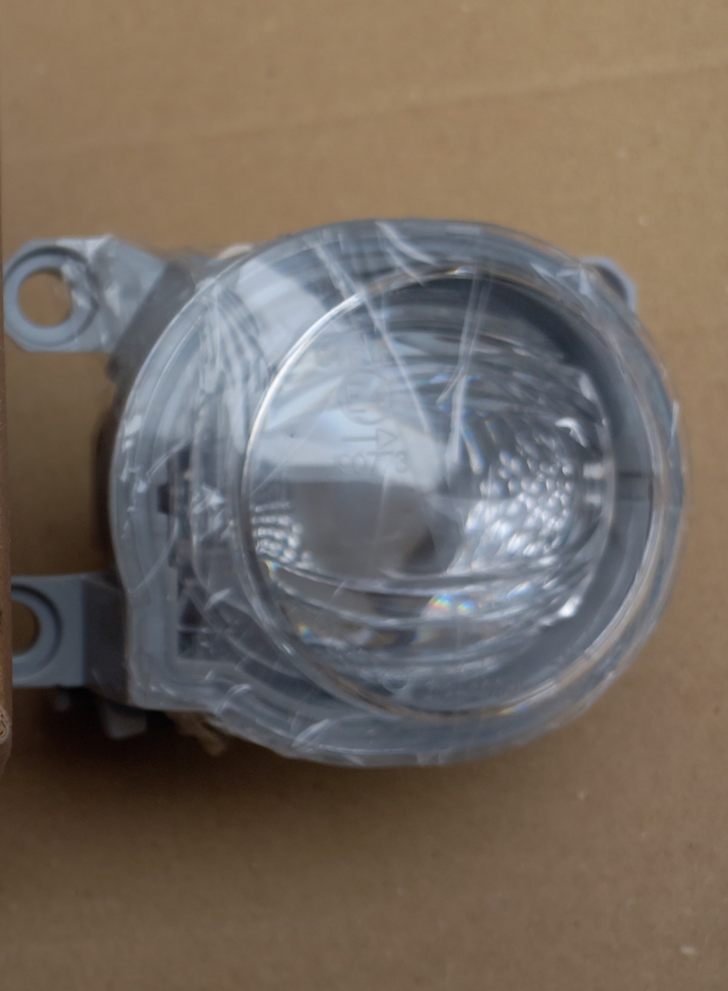 Předni mlhovka led  L